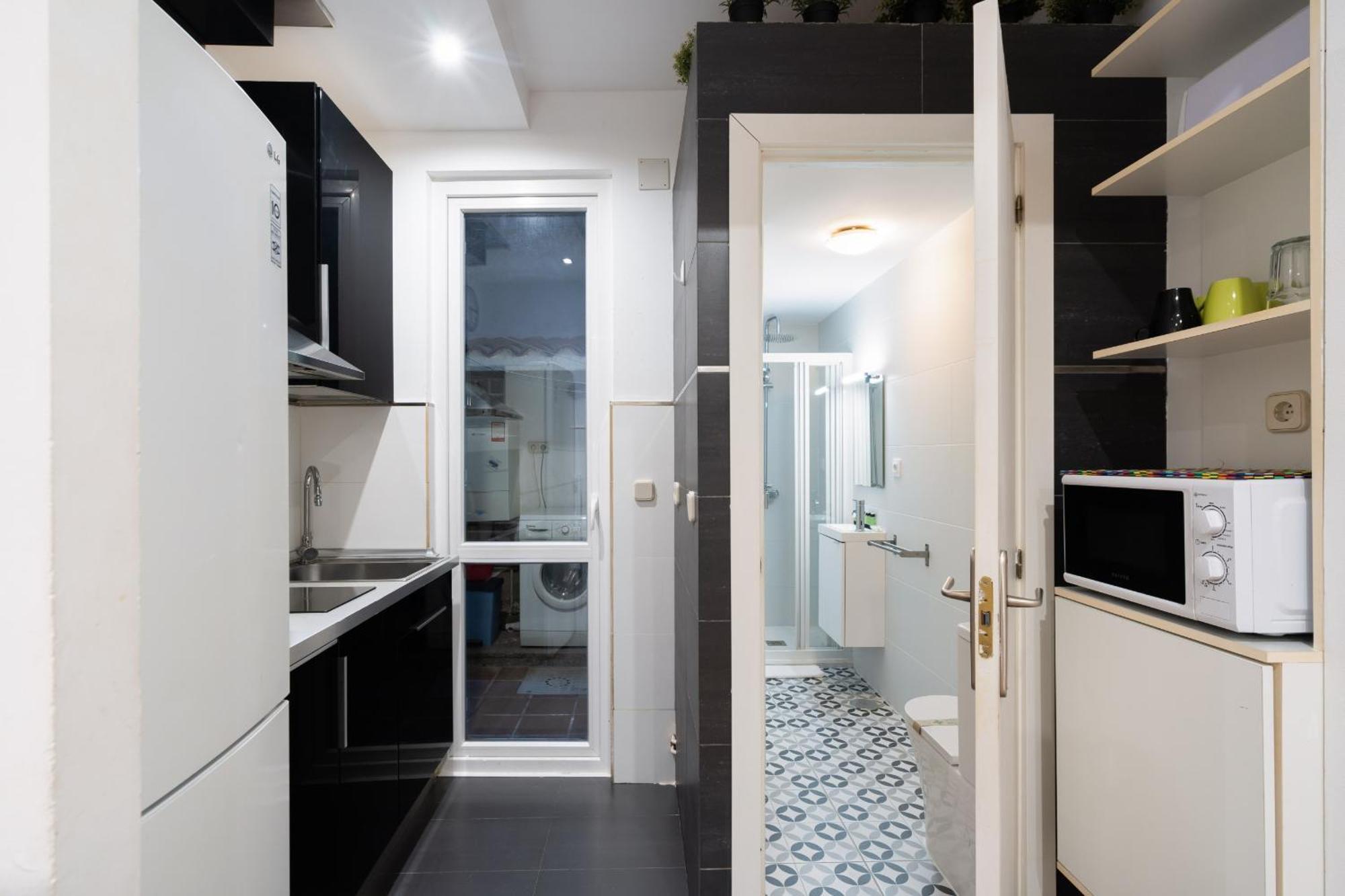 Apartamento En La Plaza De Lavapies Alquiler Temporal Мадрид Екстериор снимка